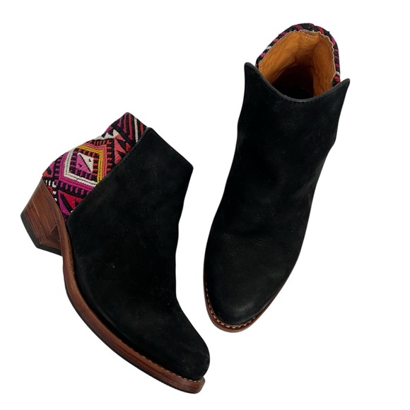 Unique Handmade Guatemalan Embroidered Stacked Heel Nubuck Ankle Booties 6.5/7 - Picture 3 of 7